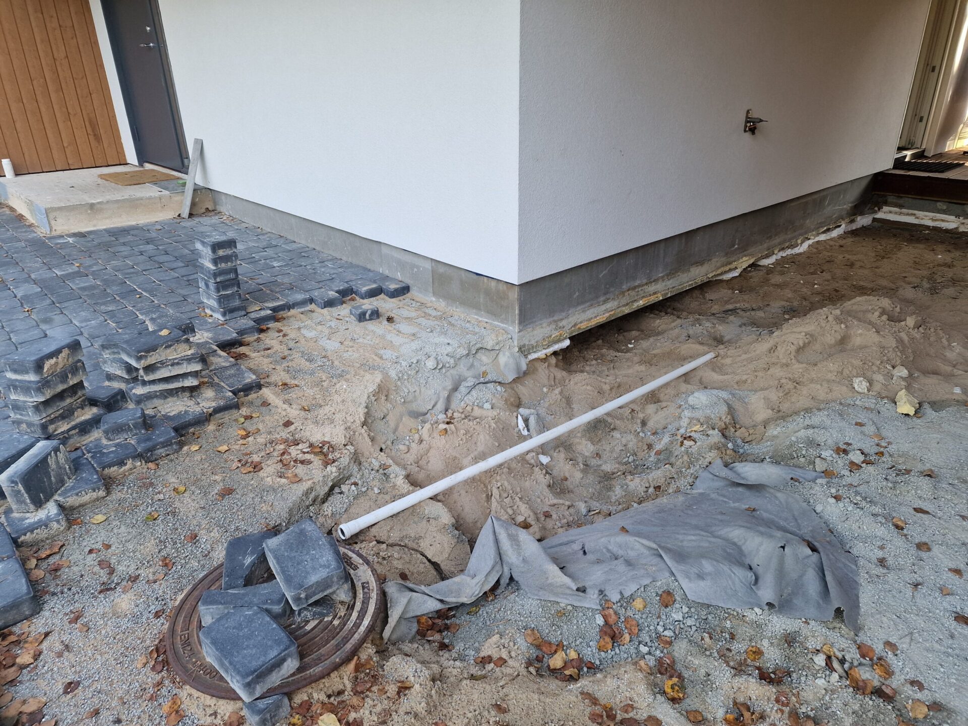 Foundation reinforcement preparation before geopolymer injection