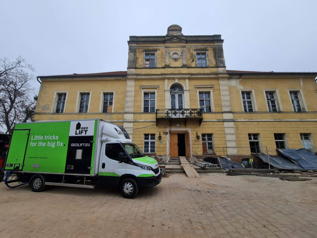 Strengthening the ground under the foundations of the Palace in Krotoszyn